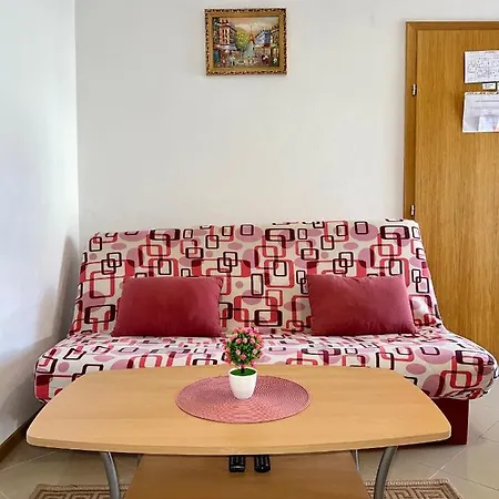 Gigi Apartment *